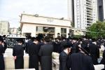 כ"ק אדמו"ר מסערט וויזניץ שליט"א ביים ציון פון זקנו הרה"ק אהבת ישראל מוויזניץ זי"ע לרגל די יארצייט ב' סיון