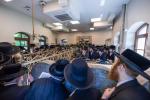 די מלכות'דיגע אויפנאמע דורך די הכנסת אורחים און שטאט צאנז פאר די נסיעה הרוממה בוני המלוכה בראשית כ"ק אדמו"ר מסאטמאר שליט"א די פארגאנגענע ערב שבת קודש