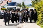 בילדער פון כ"ק אדמו"ר מסאטמאר שליט"א אין שטאט צאנז