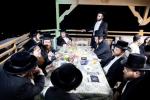 עלעגאנטע מסיבה לטובת המוסדות בקרית יטב לב אין שטוב פון הרה"ח ר' אבא גרינהוט אין בלומינגראוו בהשתתפות הגה"צ אב"ד קרית יטב לב שליט"א