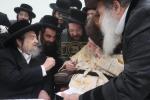שמחת הברית פאר אור אייניקל פון כ"ק אדמו"ר מתולדות אברהם יצחק שליט"א  בהשתתפות הרה"ק רבי יעקב מאיר שעכטער שליט"א  
