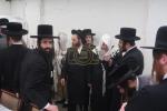 שמחת הברית פאר אור אייניקל פון כ"ק אדמו"ר מתולדות אברהם יצחק שליט"א  בהשתתפות הרה"ק רבי יעקב מאיר שעכטער שליט"א  