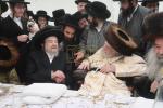 שמחת הברית פאר אור אייניקל פון כ"ק אדמו"ר מתולדות אברהם יצחק שליט"א  בהשתתפות הרה"ק רבי יעקב מאיר שעכטער שליט"א  