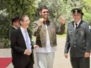 Main image for פרעזידענט הערצאג באגריסט דעם יוראוויזשאן העלד נועם בתן ביים זיין צוריקקער קיין מדינת ישראל.
