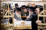 כ"ק אדמו"ר מסאטמאר שליט"א אויף מקומות הקדושים און אויפן וועג אהיים פון די מסע המלכות בוני המלוכה 