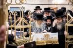 כ"ק אדמו"ר מסאטמאר שליט"א אויף מקומות הקדושים און אויפן וועג אהיים פון די מסע המלכות בוני המלוכה 