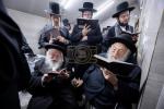 כ"ק אדמו"ר מסאטמאר שליט"א אויף מקומות הקדושים און אויפן וועג אהיים פון די מסע המלכות בוני המלוכה 