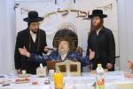 Main image for מעמד לחיים בבית פאר הדור הרה"ק רבי יעקב מאיר שעכטער שליט"א לרגל הו"ל ספרו החדש יפה ירושתינו   "ע"י מכון "דורשי יחודך  בראשות הרה"ג רבי אליעזר וואלדמאן שליט"א 