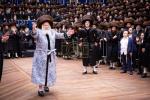 פולע גאלעריע: שמחת החתונה בחצר הקודש באבוב 