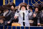 פולע גאלעריע: שמחת החתונה בחצר הקודש באבוב 