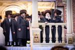 פולע גאלעריע: שמחת החתונה בחצר הקודש באבוב 