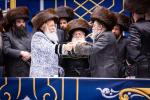 פולע גאלעריע: שמחת החתונה בחצר הקודש באבוב 