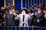 פולע גאלעריע: שמחת החתונה בחצר הקודש באבוב 