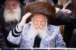 פולע גאלעריע: שמחת החתונה בחצר הקודש באבוב 