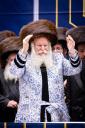 פולע גאלעריע: שמחת החתונה בחצר הקודש באבוב 