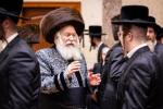 פולע גאלעריע: שמחת החתונה בחצר הקודש באבוב 