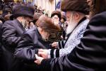 פולע גאלעריע: שמחת החתונה בחצר הקודש באבוב 