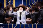 פולע גאלעריע: שמחת החתונה בחצר הקודש באבוב 