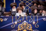 פולע גאלעריע: שמחת החתונה בחצר הקודש באבוב 