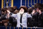 פולע גאלעריע: שמחת החתונה בחצר הקודש באבוב 