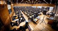 כ"ק אדמו"ר מצאנז קלויזענבורג שליט"א טרעט אויף מיט דברות קודש הכנה לחג השבועות פאר תלמידי ישיבת צאנז קלויזענבוג 