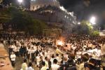  פולע גאלעריע: שבת בהעלותך אין מירון בראשות כ"ק אדמו"ר מלעלוב שליט"א