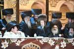 בילדער און ווידיאוס:גרויסארטיגע מעמד הכנסת ספר תורה דורך כ"ק אדמו"ר מוויזניץ שליט"א 