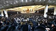 בילדער און ווידיאוס:גרויסארטיגע מעמד הכנסת ספר תורה דורך כ"ק אדמו"ר מוויזניץ שליט"א 