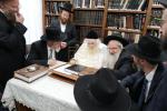 באזוכן די וואך ביי כ"ק גאב"ד ירושלים שליט"א 