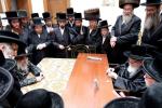 כ"ק אדמו"ר מסאטמאר שליט"א איז מנחם אבל ביים שוואגער כ"ק אדמו"ר מסקווירא שליט"א נאכן פטירה פון די שוועסטער