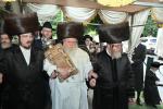הכנסת ספר תורה בחצר הקודש סאסוב