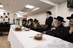 חומש סעודה תלמוד תורה פאפא ב"פ בראשות כ"ק אדמו"ר מפאפא שליט"א 