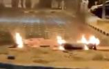 איראן האט דורכגעפירט אן אטאקע איבערנאכט, באשיסנדיג קאוועיט און באכרעין מיט צענדליגער מיסלס און דראונס.