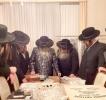 כ"ק אדמו"ר מסאטמאר שליט"א באטראכט די חפצי ירושה 