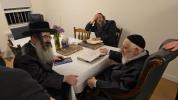 הרה"ג שמואל שלמה טעללער שליט"א מנהל בית רחל קרית יואל ומו"ל גליון "זקניך ויאמרו לך" באזוכט כ"ק אדמו"ר מליסקא שליט"א