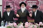 התחלת כתיבת ספר תורה לביהמ"ד תפארת פנחס ווענגרוב נתנדב לזכות הרה"ח אברהם צבי שווארץ הי"ו