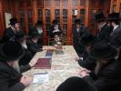 הנהלת ערבים USA  בבית כק אדמו"ר מפאפא שליט"א 