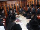 הנהלת ערבים USA  בבית כק אדמו"ר מפאפא שליט"א 
