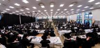 שבת התרוממות ישיבה קטנה סאטמאר קרית יואל‬  בראשות הגה"צ אב"ד שליט"א אין פיינגראוו רעזארט, קערהנאקסאן