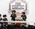 שבת התרוממות ישיבה קטנה סאטמאר קרית יואל‬  בראשות הגה"צ אב"ד שליט"א אין פיינגראוו רעזארט, קערהנאקסאן