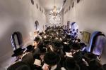 היסטארישע "לימוד ש"ס על קברו" באתרא קדישא ראדאשיץ  און מעמד סיום הש"ס און סעודות דהילולא ח"י סיון אפגעראכטן אין פרעכטיגן "בנין לאנדא"