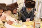 שמחת השבע ברכות פון א אייניקל פון כ"ק אדמו"ר מתולדות אברהם יצחק שליט"א 