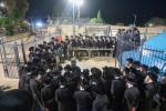 כ"ק אדמו"ר מסערדאהעלי שליט"א איז מתפלל אין אתרא קדישא מירון