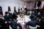 פולע גאלעריע פון די הכנסת ספר תורה דורך ר' ליפא פריעדמאן 