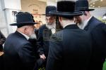פולע גאלעריע פון די הכנסת ספר תורה דורך ר' ליפא פריעדמאן 