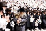 פולע גאלעריע פון די הכנסת ספר תורה דורך ר' ליפא פריעדמאן 