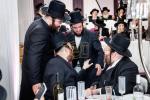 פולע גאלעריע פון די הכנסת ספר תורה דורך ר' ליפא פריעדמאן 