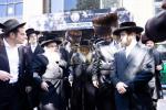 פולע גאלעריע פון די הכנסת ספר תורה דורך ר' ליפא פריעדמאן 