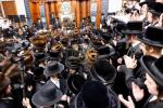 פולע גאלעריע פון די הכנסת ספר תורה דורך ר' ליפא פריעדמאן 