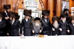 פולע גאלעריע פון די הכנסת ספר תורה דורך ר' ליפא פריעדמאן 